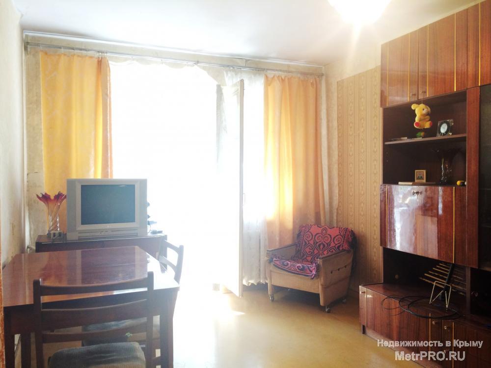 Продам 3-х комнатную квартиру на 4 этаже 5-ти этажного дома по ул. Горького,12 (остановка Оптика). Общая площадь 58.5... - 2