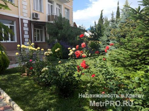 Новый дом на берегу моря  в Казачьей бухте  2 этажа + мансардный этаж,   общая площадь - 432 кв. м,   участок –... - 2