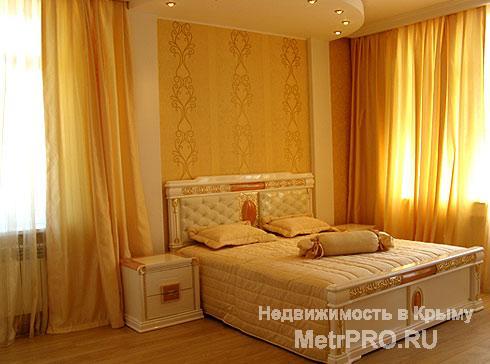 Новый дом на берегу моря  в Казачьей бухте  2 этажа + мансардный этаж,   общая площадь - 432 кв. м,   участок –... - 7