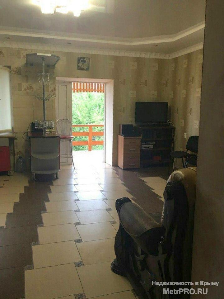 Республика Крым, Симферополь, пер. Сахарова.  3–этажный дом 2016 года постройки, 6 комнат,  350 квадратных метров.... - 6