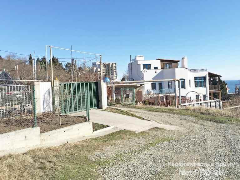 Продажа участка в Гурзуфе улица Строителей  город Ялта. Общая площадь участка - 5.5 соток. Целевое назначение - ИЖС.... - 2