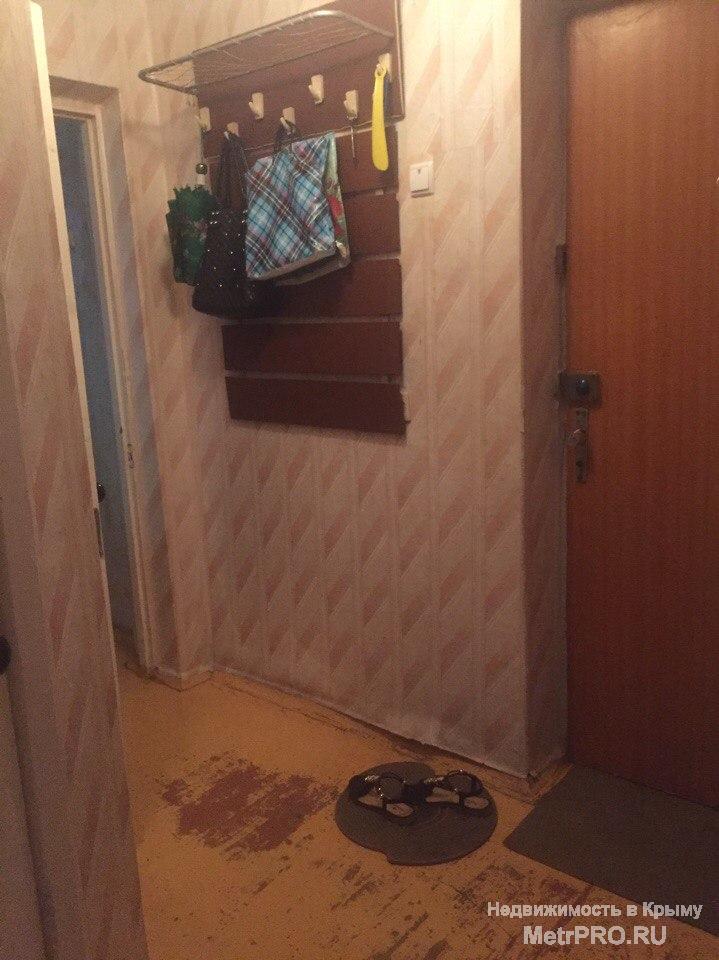 Продаётся 2/1/5 пер Юннатов 14. Квартира полностью под Ваш ремонт, газа нет, стоят решётки на окнах. Тихий и... - 3