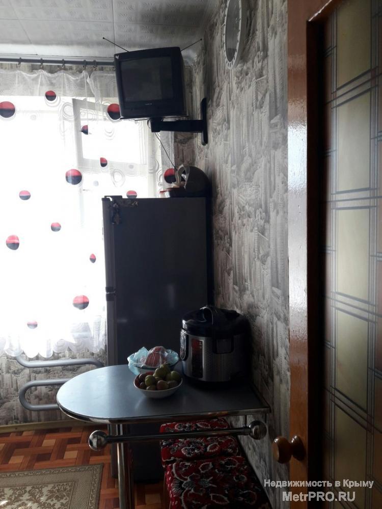 Продается 1-ая квартира на 4 этаже пяти этажного дома. Расположение квартиры в самом центре дома. Из окна открывается... - 5