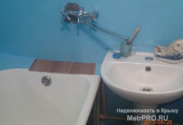 Продам малосемейку на ул. Степаняна, 11. 2 этаж. Состояние хорошее. Бойлер. Этаж чистый. Рядом рынок, поликлиника,... - 4