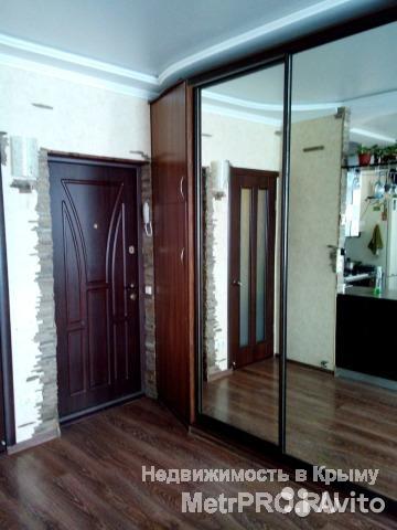Продам 1-к квартиру(студия) в новом доме. В квартире сделан качественный(дизайнерский)  ремонт в 2014г. В квартире... - 5