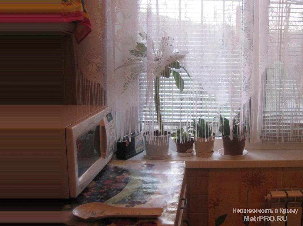 Продается 2- ая квартира на 2 этаже пяти этажного дома, квартира в середине дома. Комнаты раздельные. В квартире... - 5