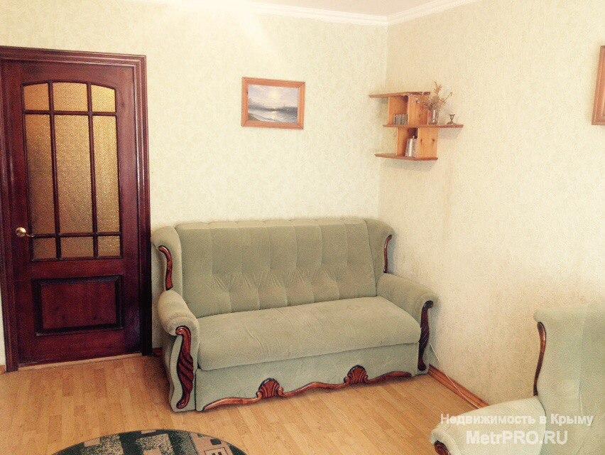 Продается 2-ая квартира на 1 этаже 5-ти этажного дома. Комнаты раздельные, сан узел совмещенный. В квартире м/п окна,... - 3
