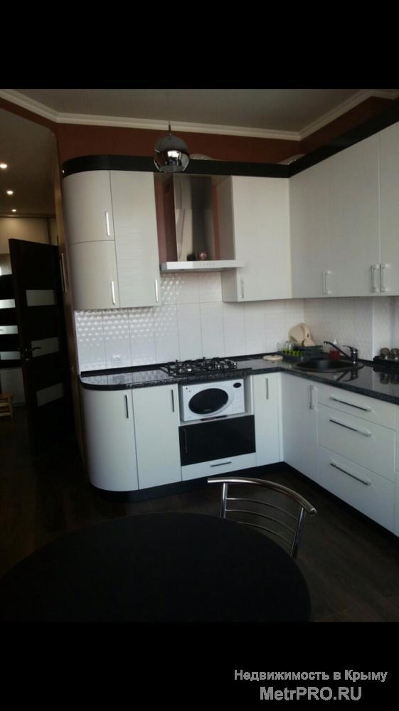 Продам 1-комн. квартиру, ул. Камская. Общая пл. 43 кв. м, 5/9 эт. Евроремонт, улучшенная планировка, большая светлая... - 2