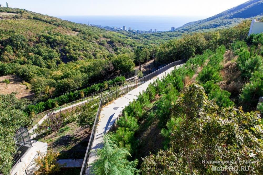 Продам виллу в Алуште, в район 'Медведь Горы'.  Продается великолепная Вилла, которая расположилась у подножья горы... - 5