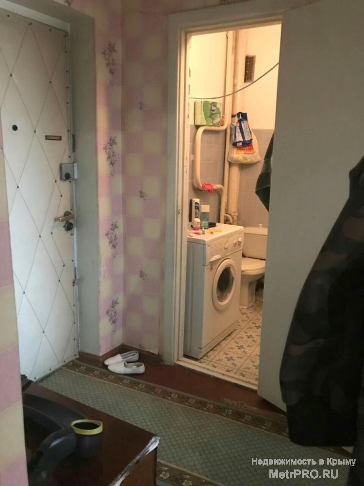 Республика Крым, Симферополь, ул. Севастопольская, 1-комнатную квартиру,  3/9 блочного дома, 32/14/7 квадратных... - 3