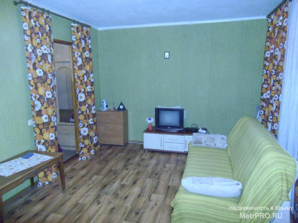 Продам в Коктебеле (от Феодосии 15 км, ходит городская маршрутка) отличную 1 комнатную квартиру с мебелью в отличном... - 6
