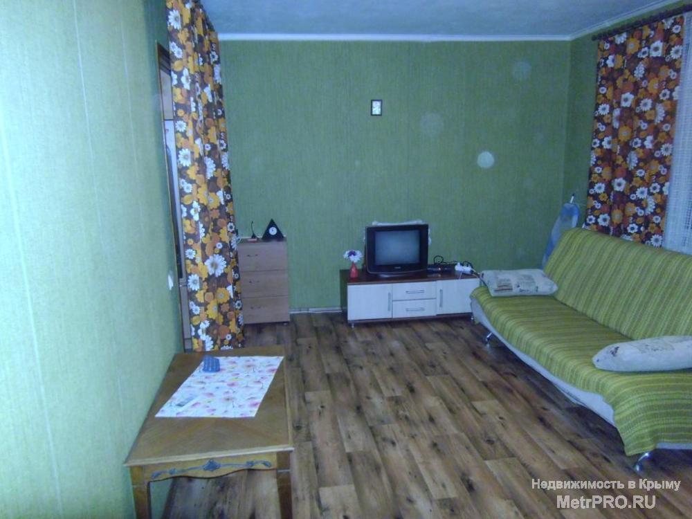 Продам в Коктебеле (от Феодосии 15 км, ходит городская маршрутка) отличную 1 комнатную квартиру с мебелью в отличном... - 7