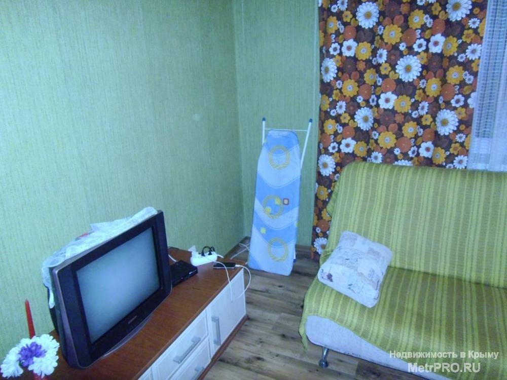 Продам в Коктебеле (от Феодосии 15 км, ходит городская маршрутка) отличную 1 комнатную квартиру с мебелью в отличном... - 8