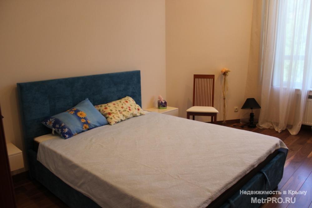 Предлагаем купить 4-комнатную квартиру в самом сердце Партенита. Квартира расположена на 9 этаже 12-ти этажного дома.... - 12