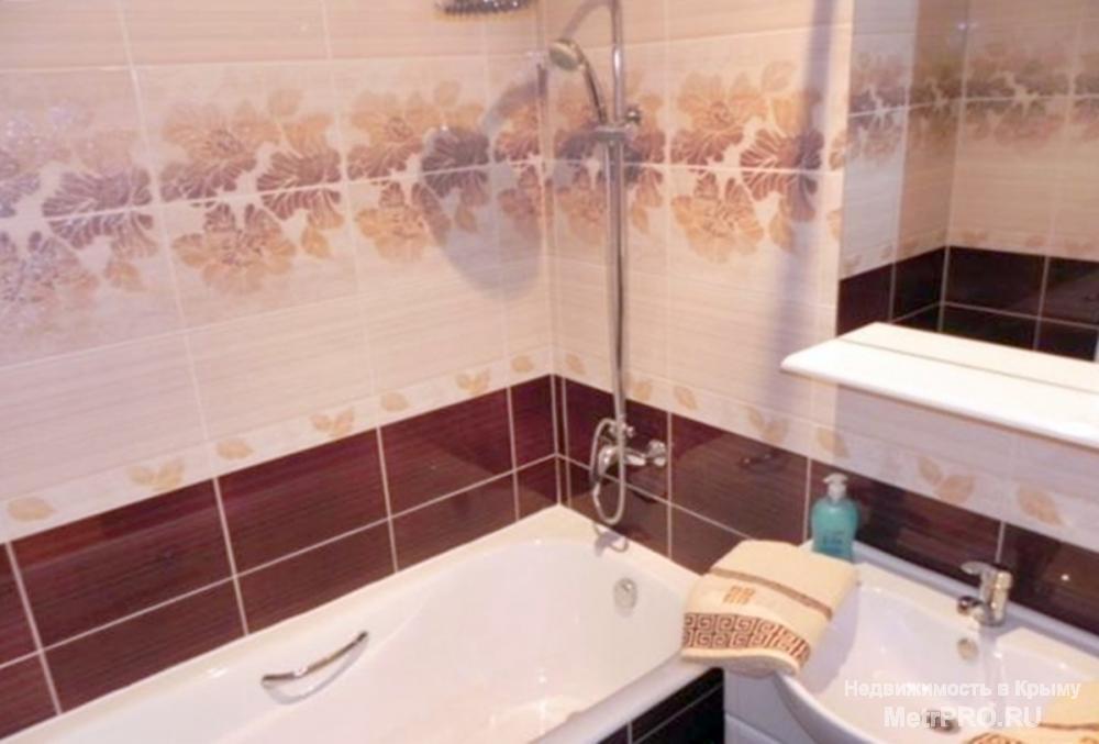 Срочно продам двухкомнатную квартиру г. Севастополь, пр. Октябрьской Революции 40 (ПОР).  Цена: 5.500.000 рублей... - 3