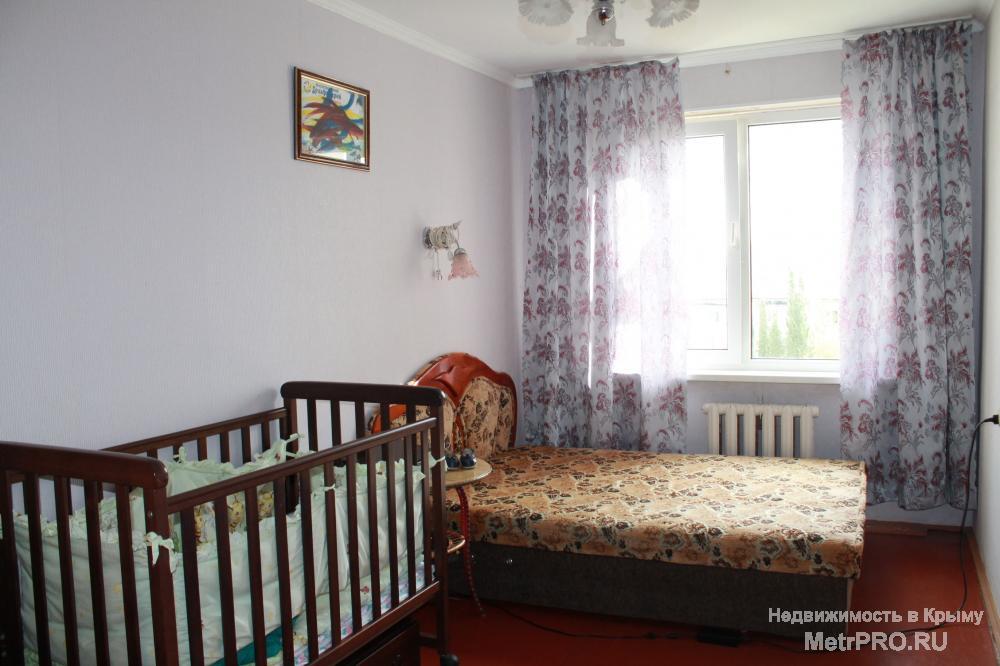 Продается 2-х комнатная квартира в г.Алушта, на  ул.60 лет СССР, дом 9. Квартира расположена на 5 этаже/5 этажного... - 3