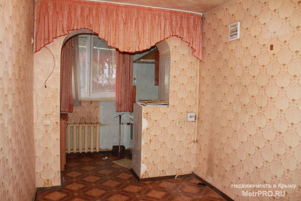 Продается 2-х комнатная квартира в г.Алушта по ул.Виноградная, дом 26. Квартира находится на 1 (высоком) этаже/10-и... - 5