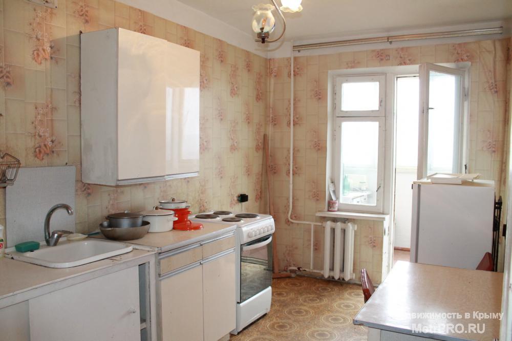 Продается просторная  2-х комнатная квартира в Алушта, ул.Пригородная, дом 5а. Квартира рассположена на 9 этаже/12-ти...