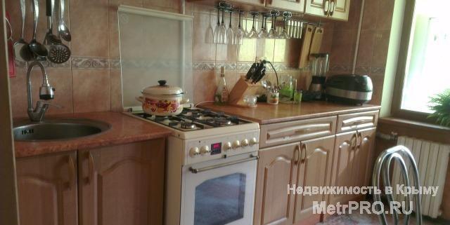 ​Продам двухкомнатную квартиру на пр-те Генерала Острякова. Расположена на 6 этаже из 12. S 53 м2. Состояние хорошее,... - 1