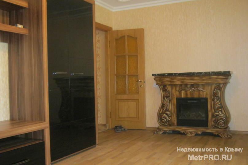 Сдам 2-х комнатную квартиру по ул.60 лет Октября (район вокзала).    Квартира расположена на 2/5 эт., общая площадь... - 2