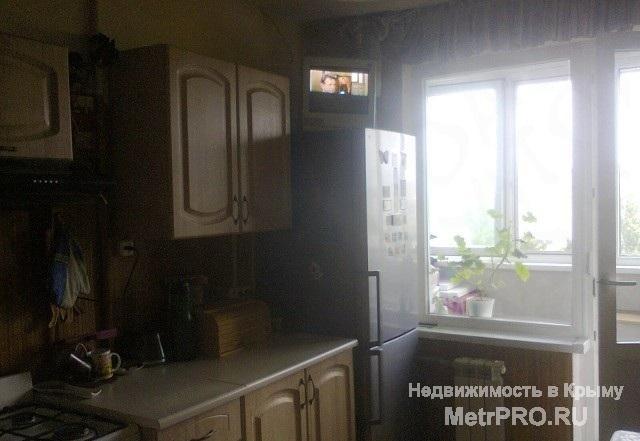 ​Продам уютную 2-к квартиру на пр-те Генерала Острякова, ост. Хрюкина (1 мин ходьбы), 9/12 панельного дома. Квартира... - 3