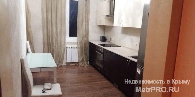 Продается своя 3-х комнатная квартира пр. Героев Сталинграда. Квартира чистая,уютная,теплая,сделан ремонт,не угловая.... - 5