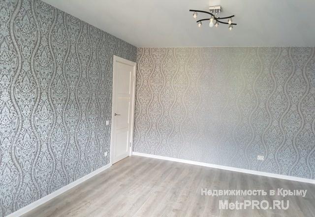 Продаётся двухкомнатная квартира  на Ул. Комбрига Потапова в ЖК Архитектор. 7/10 этаж.     Кухня 9,7 м Спальня 17,2... - 8