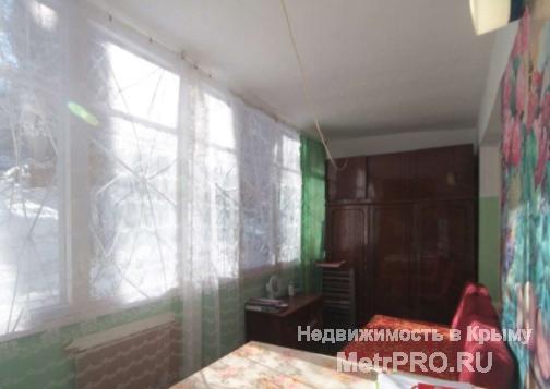 Предлагается к приобретению 1 ком. квартира в Ялте улица Украинская.  Квартира расположена на 1 этаже 4 этажного дома... - 3