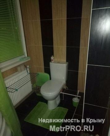 Продам двухкомнатную квартиру. Квартира очень уютная и теплая.Продается со всей техникой и мебелью.Море 15мин... - 6