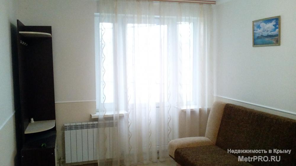 Продается 2-х комнатная квартира, пгт. Коктебель, 300 м от моря, с ремонтом.