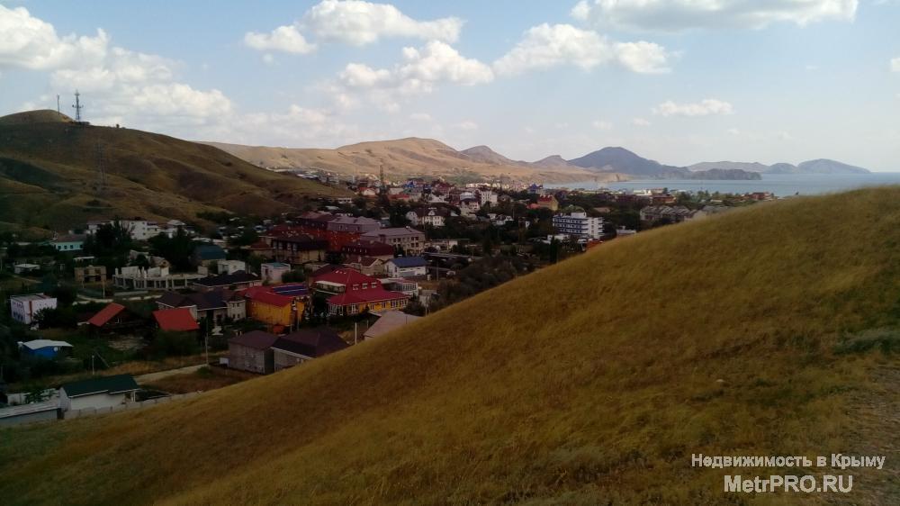Продается участок в Крыму, г. Феодосия, пгт. Коктекбель, 700 м от моря, р-н ул Полевая,  вид на море, 8 соток. 950000. - 2