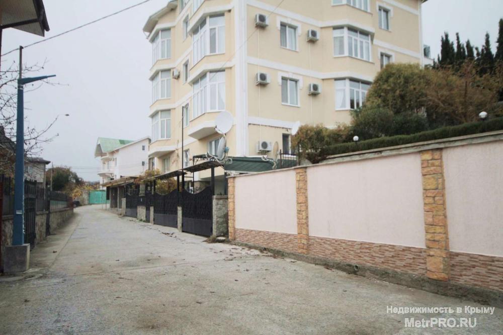 Продаётся двухуровневая квартира с видом на море, на мансардном этаже 6 этажного жилого дома, площадью 160.8 кв.м.,... - 1