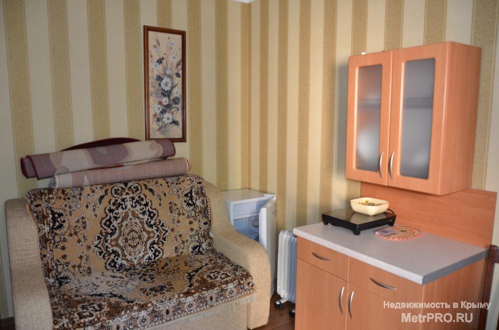 Предлагаем к покупке две квартиры в центральной части Ялты. Квартиры расположены на 1 этаже 1 этажного дома. Дом на... - 2