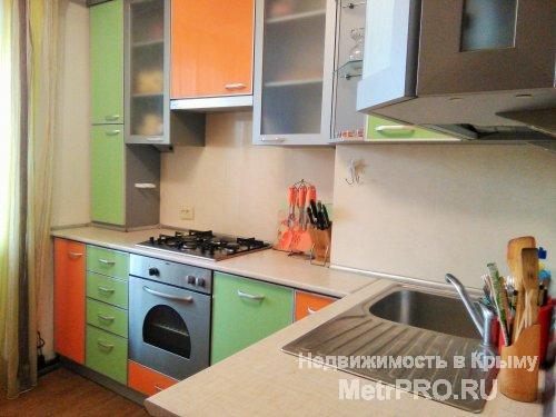 Продается 2-к квартира по ул. Балаклавская, д. 55, 9/9 эт. дома. Общая пл.: 52 кв.м., жил.пл.30,7 кв.м., кухни пл. 9... - 4