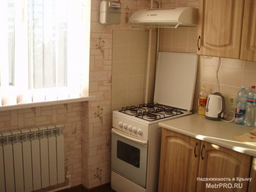 Длительно 2 кк с большой жилой лоджией на Вакуленчука 13, 5/5, кондиционер, стиральная, тв, новая мебель, двуспальная... - 2