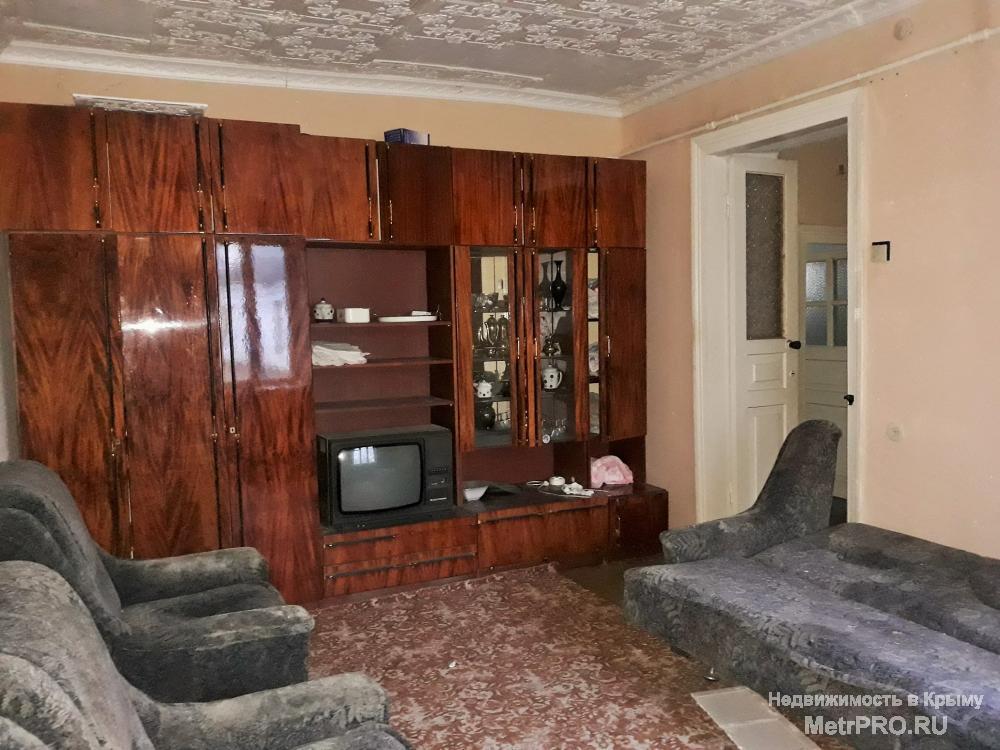 Продается дом общей площадью 104 кв.м. и летняя кухня 20 кв.м. на участке 5,7 соток. Жилая площадь 43,3 кв.м., 3...