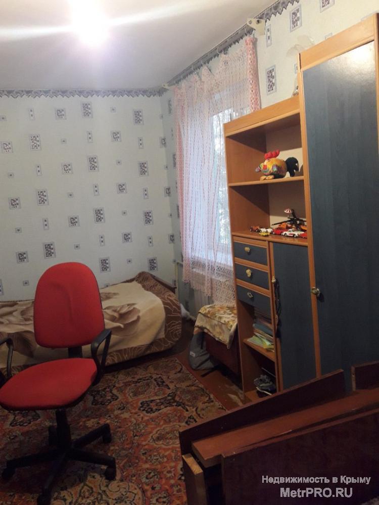 Продается 2-ая квартира на 4 этаже 4 этажного дома. В квартире м/п окна, новые батареи , газ. Косметический ремонт.... - 5