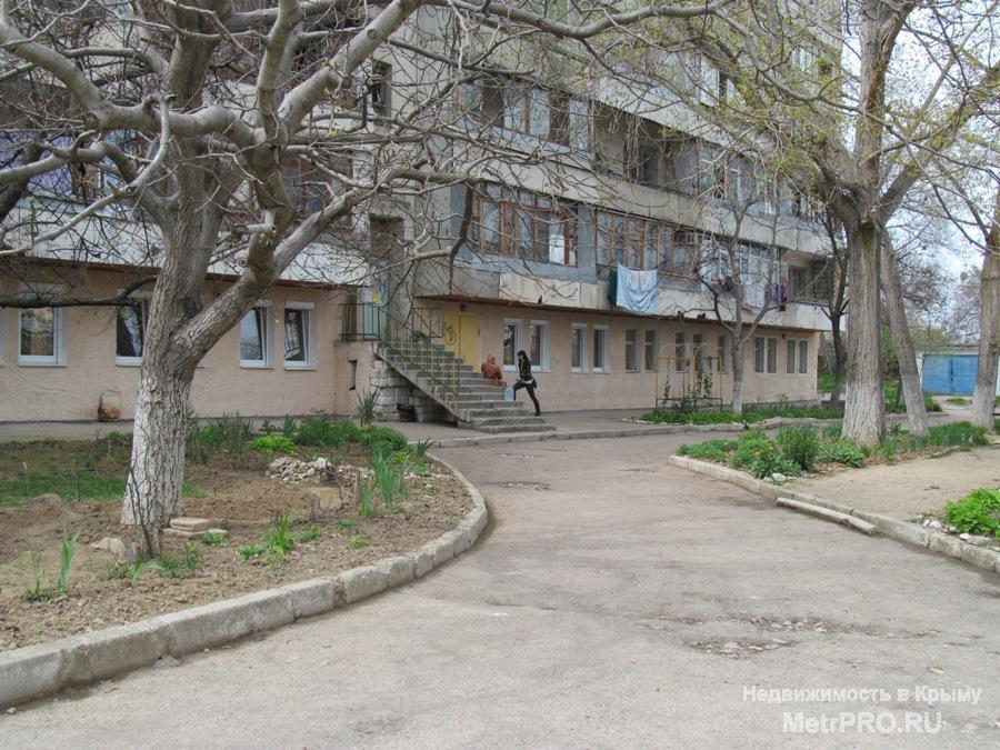 1 ккв,  малосемейная,  коридорного типа . Центр , район Пожарова (  ул  Мечникова,5 ) 3 эт/5 эт  Общая площадь  22 кв...