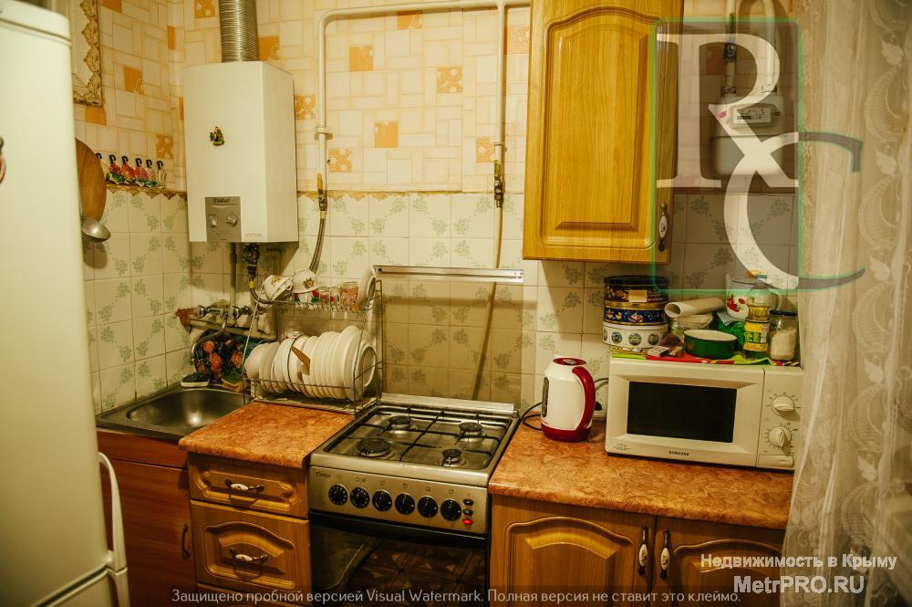 В продаже двухкомнатная квартира на северной стороне! Дом теплый, из инкерманского камня, уникальной планировки -... - 6