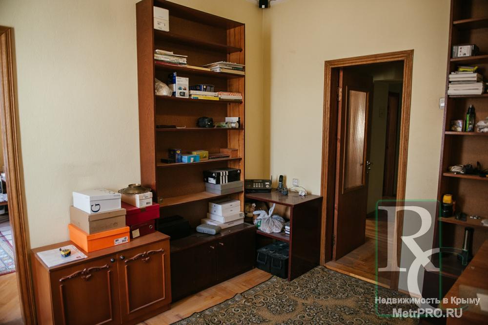 В продаже крупногабаритная квартира в самом центре Севастополя - с угловым балконом в сторону площади Ушакова и... - 5