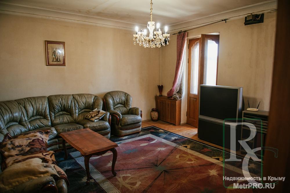 В продаже крупногабаритная квартира в самом центре Севастополя - с угловым балконом в сторону площади Ушакова и... - 8