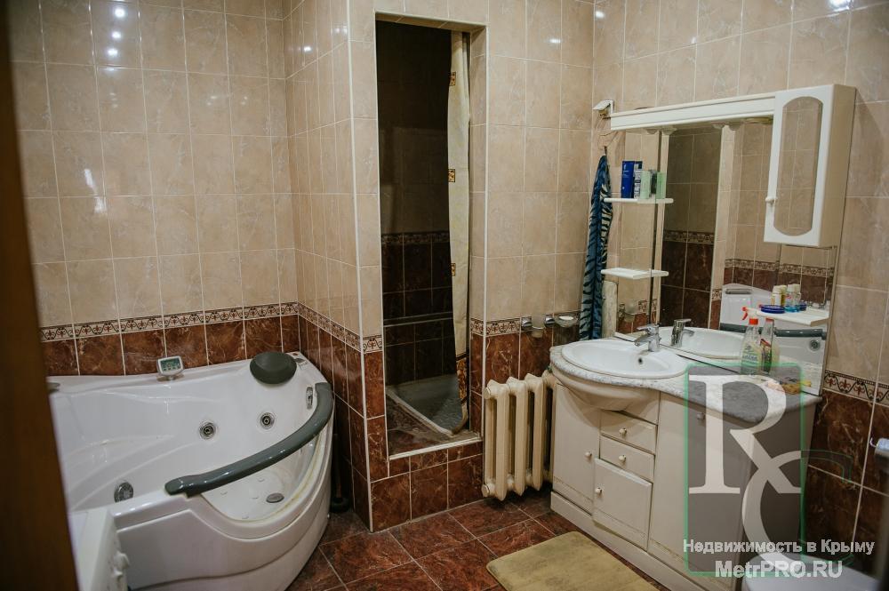 В продаже крупногабаритная квартира в самом центре Севастополя - с угловым балконом в сторону площади Ушакова и... - 9