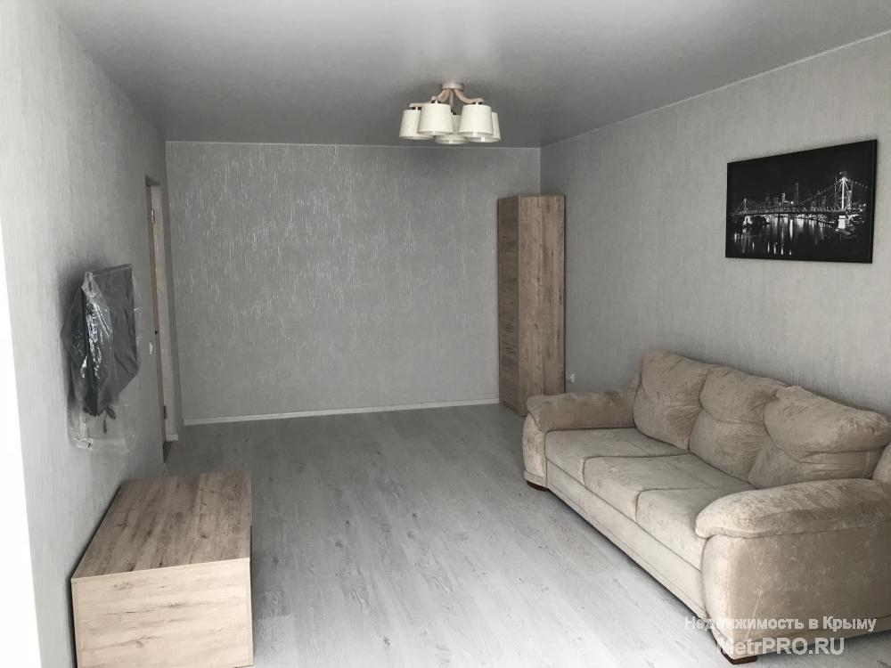 От собственника. Сдам 2 к.кв., новый м-крн, район маг. Мастер, 7/9эт, 60м2, квартира очень светлая и теплая, две... - 3