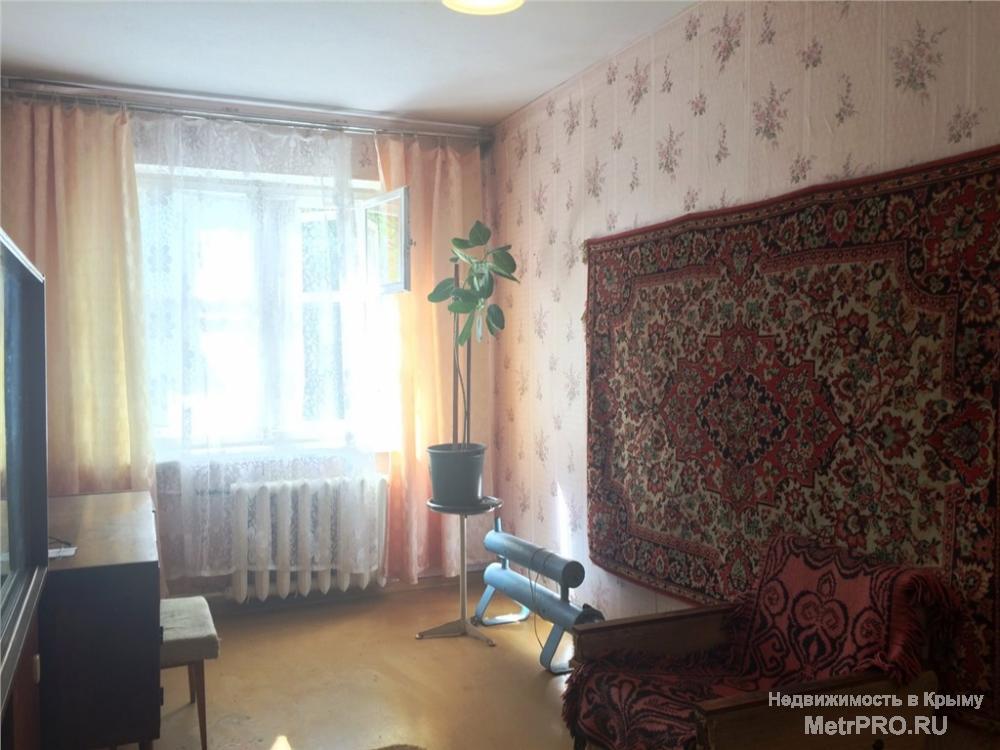 Продается 3-ая квартира на 4 этаже 5 этажного дома. В квартире комнаты смежно-раздельные, окна выходят на 2 стороны... - 2