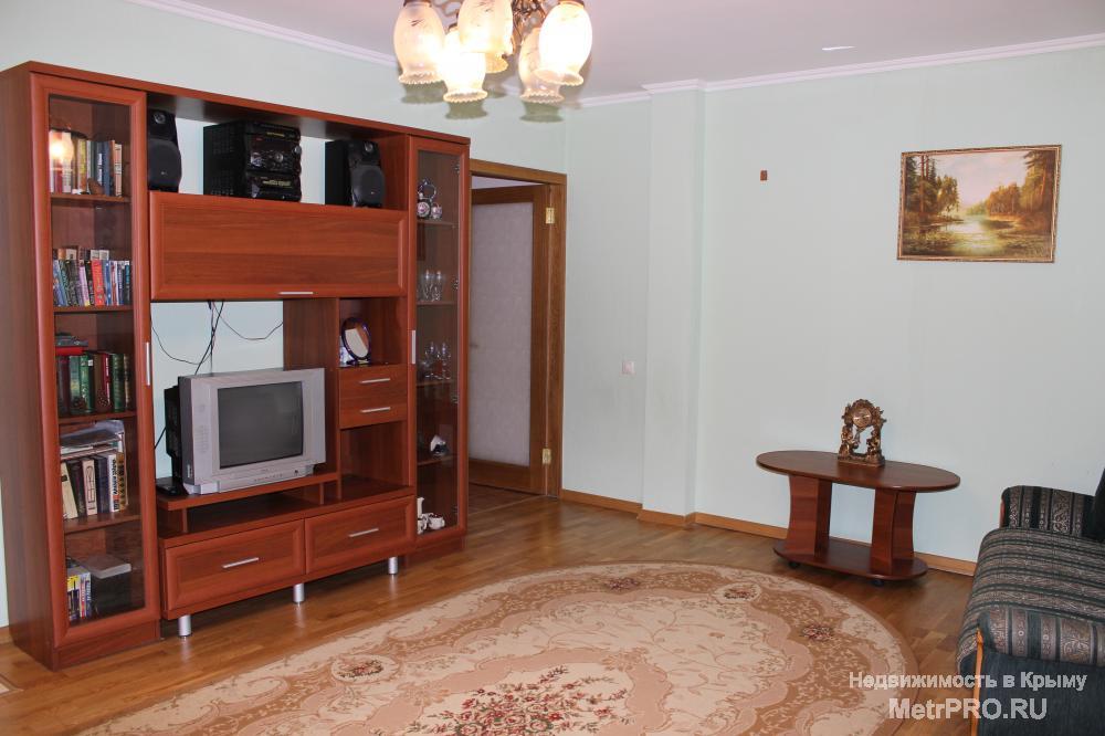 Предлаю к продаже светлую уютную квартиру 2-комнатную квартиру в Алупке, ул. Ульяновых. 2-й этаж 4-этажного дома,... - 1