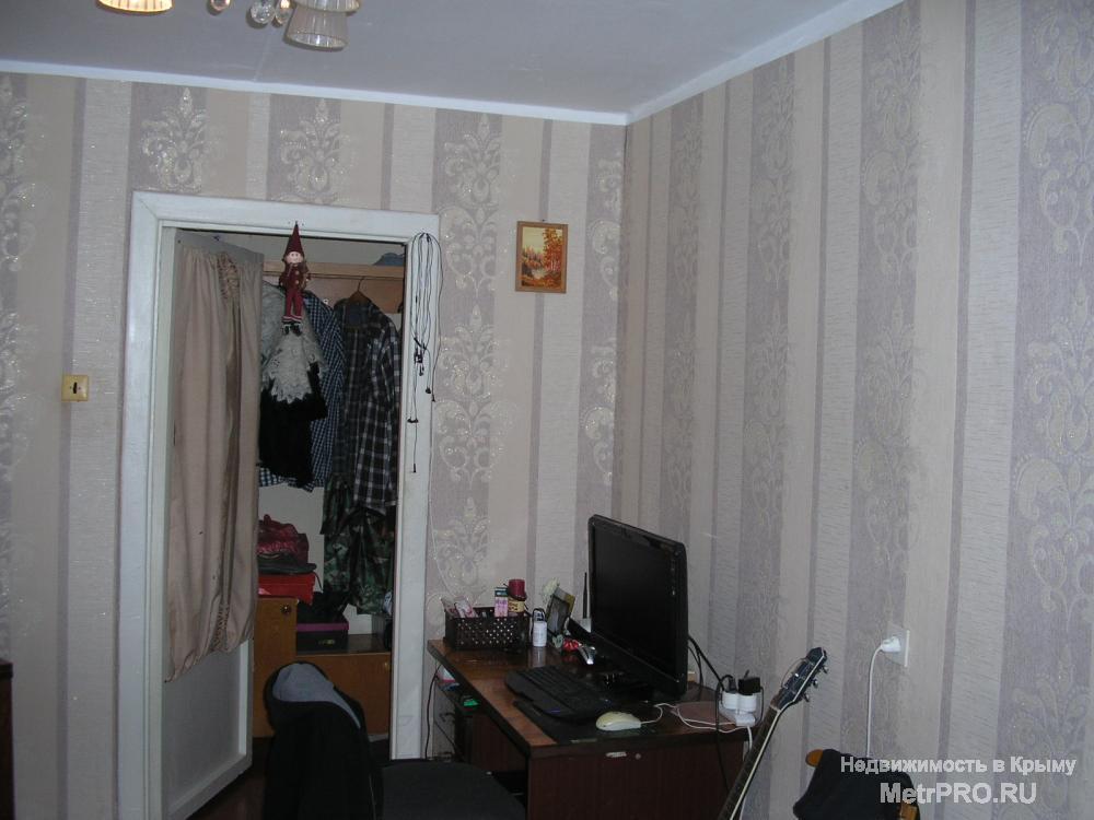 Продам трехкомнатную 'чешку' в центре Балаклавы на ул.Кирова, 4/5 этаж, 69/40/8, лоджия с видом на море и балкон - во... - 5