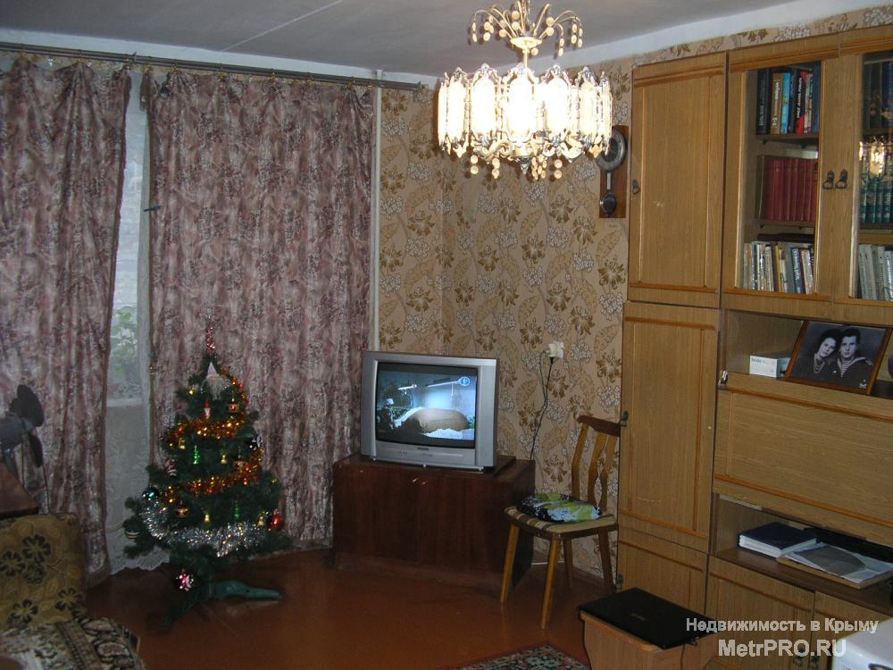Продам трехкомнатную 'чешку' в центре Балаклавы на ул.Кирова, 4/5 этаж, 69/40/8, лоджия с видом на море и балкон - во... - 6