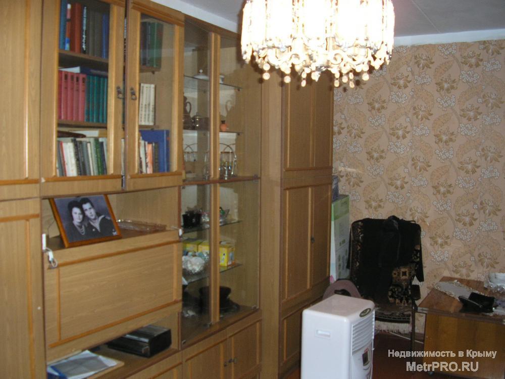 Продам трехкомнатную 'чешку' в центре Балаклавы на ул.Кирова, 4/5 этаж, 69/40/8, лоджия с видом на море и балкон - во... - 8
