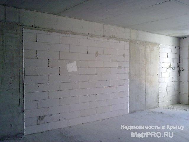 Продается квартира свободной планировки в Ялте в новом жилом комплексе на ул Блюхера 19. Общая площадь квартиры... - 7
