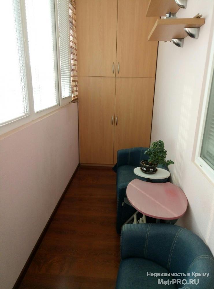 Продам квартиру на Маршала Крылова 10 в новом доме. Квартира находится на 6/9 общей площадью 45.9 + лоджия.  В...